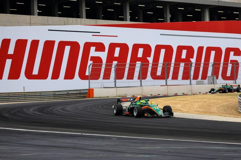 Ean Eyckmans sets the benchmark in Collective Test 2 at the Hungaroring