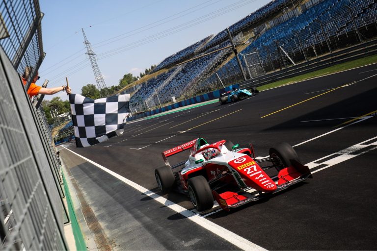 Freddie Slater wins Race 2 at the Hungaroring