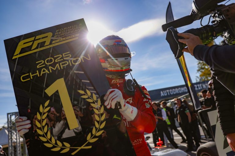 Freddie Slater crowned 2025 Formula Regional European Championship by Alpine Champion